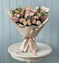 Букет цветов из:  Розы и Лизиантусы #REPLACE_PRED# Дядьковской