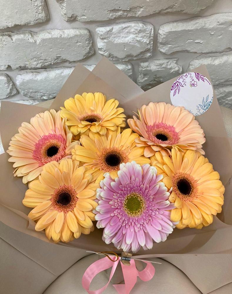 Букет цветов из: Герберы в Дядьковской