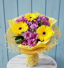 Букет цветов из:  Хризантемы и Герберы в Дядьковской