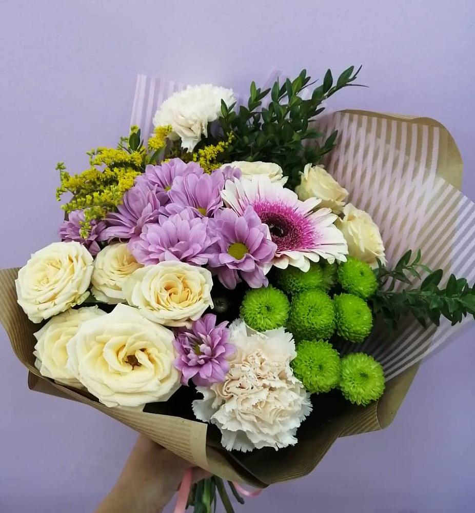 Букет цветов из: Хризантемы, Розы, Гвоздики и Герберы в Дядьковской