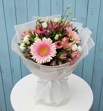 Букет цветов из:  Герберы, Альстромерии и Лизиантусы в Дядьковской