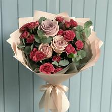 Букет цветов из:  Гвоздики и Розы в Дядьковской