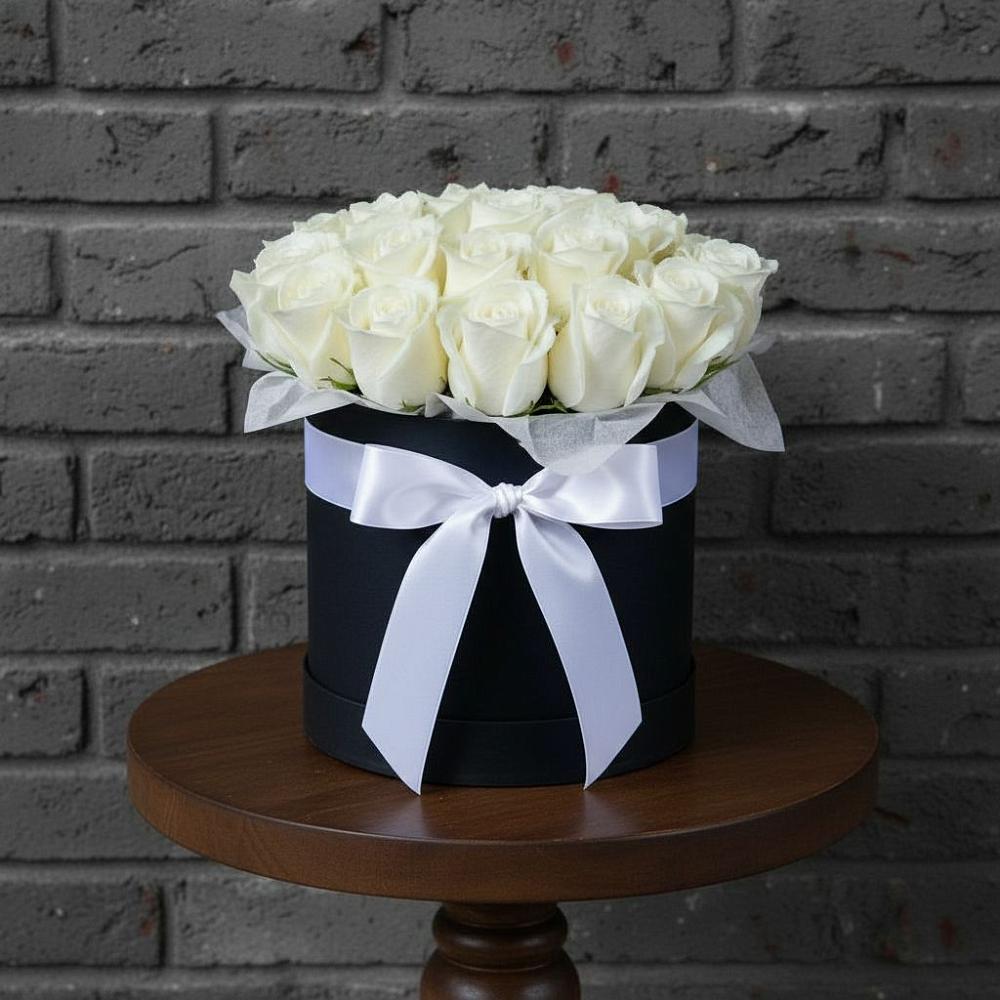 Цветочная композиция из Розы в шляпной коробке в Дядьковской