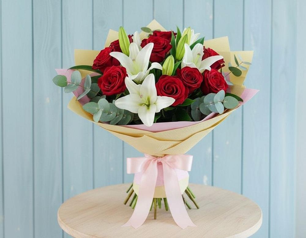 Букет цветов из: Лилии и Розы в Дядьковской